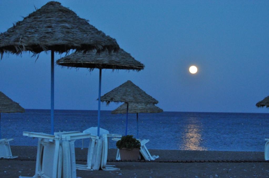 Mond auf Rhodos
