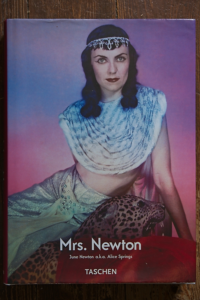 Mrs. Newton_Taschen.jpg