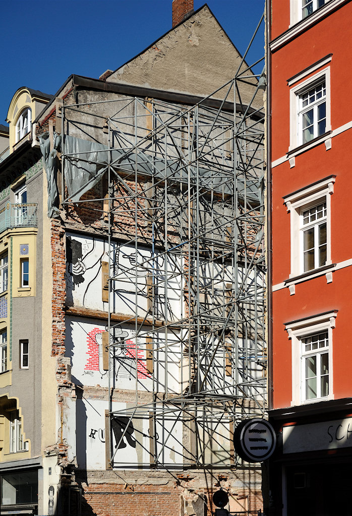 Nahe bei Dostal und Rudolf Nikon München in der Schellingstraße wird gebaut