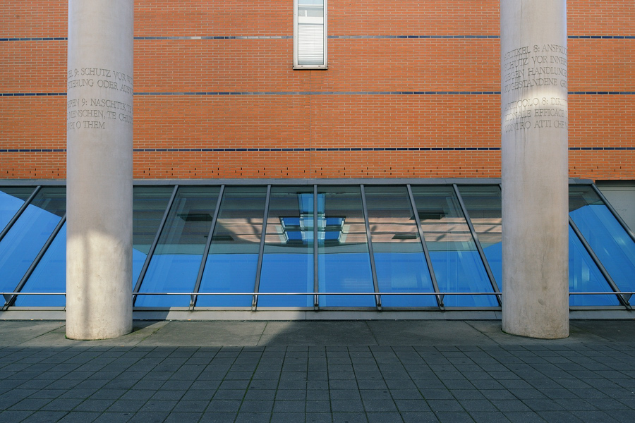 Nbg Strasse der Menschenrechte 06