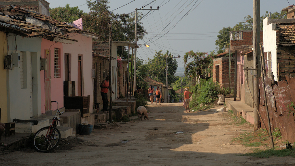 Nebenstrasse in Trinidad
Touristen kommen hier (fast) keine mehr hin
7562