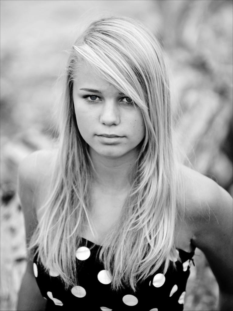 Nele8