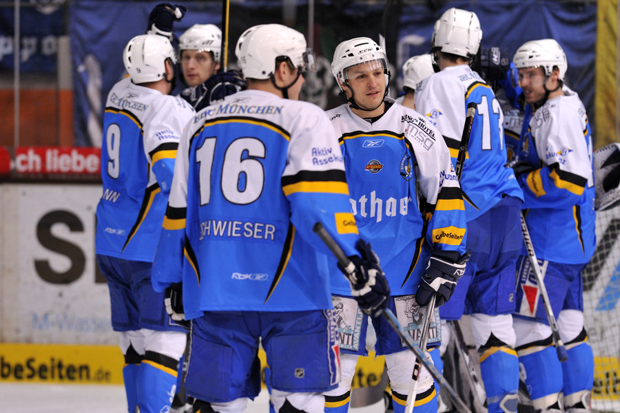 NF F 20090206 222447 EHC Schweninngen 01