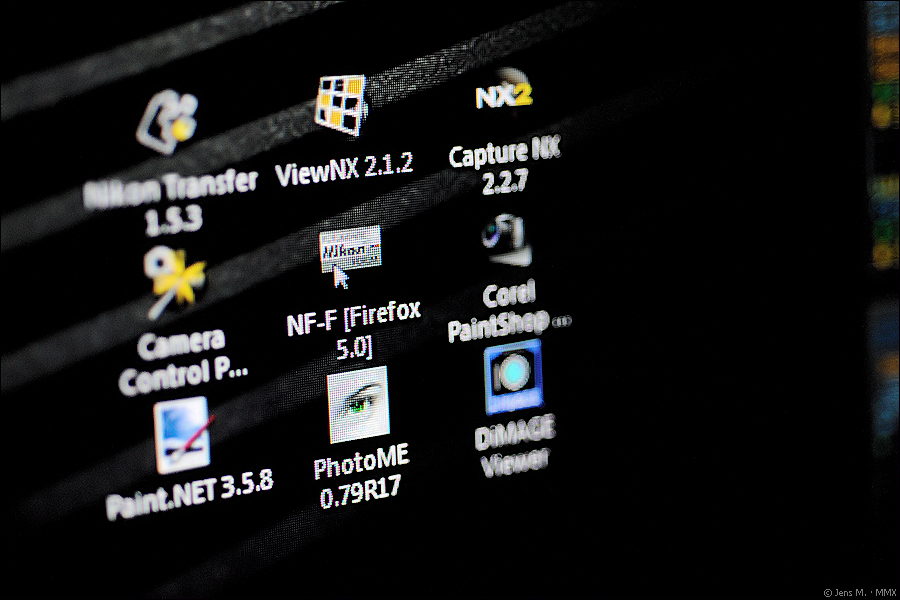 NF F Desktop Icon D3S 2536 1a

Kamera: NIKON D3S
Objektiv: AF Micro-Nikkor 60mm F2.8D
Brennweite: 60mm (60mm KB)
Blende: F3.2
Belichtungszeit: 1/640s 