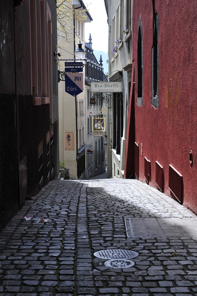 Niederdorf_ZRH.jpg