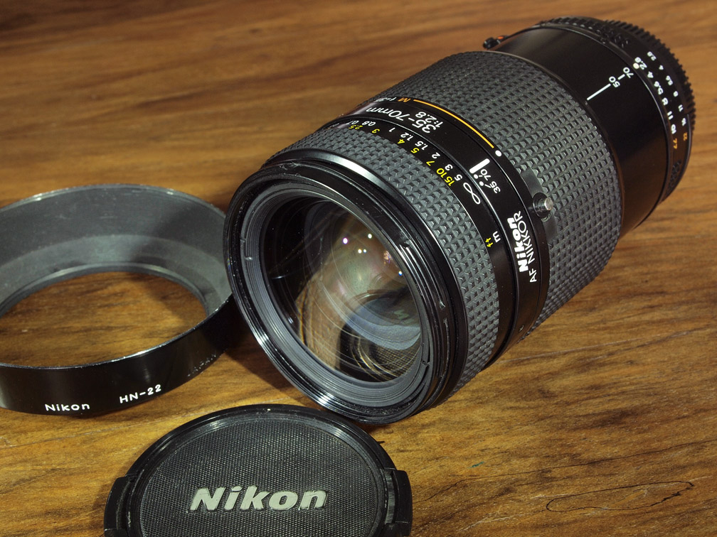 Nik3570v