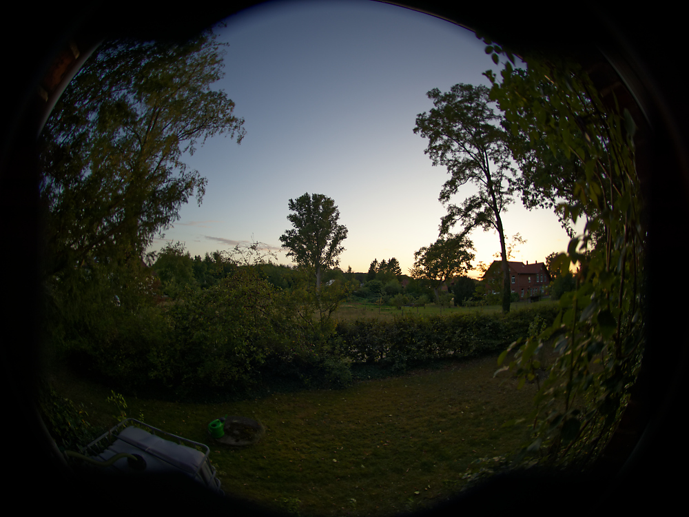 Nikon AF 16mm 2.8D Fisheye.jpg