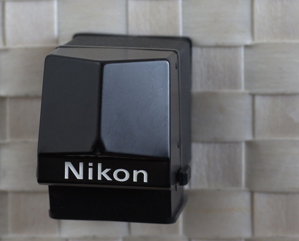 Nikon DA-2 
(Sportsucher f. F3)