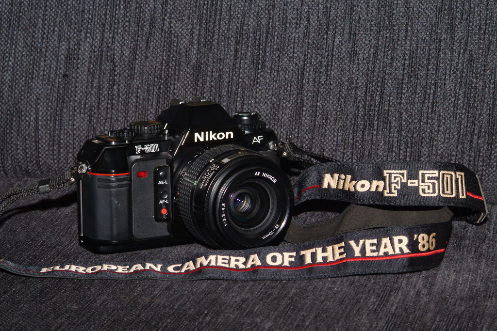 Nikon F-501
