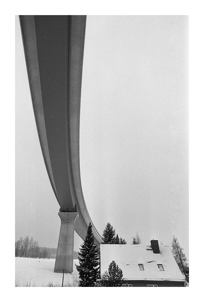 Nikon F100, Ilford FP4, Nikkor 24/2.8 AiS