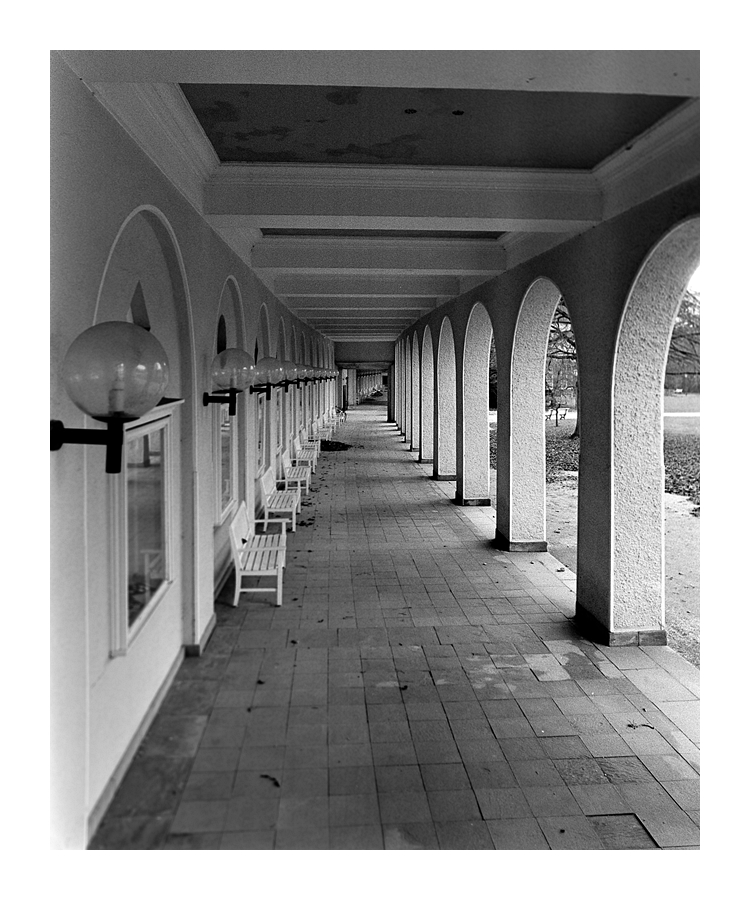 Nikon F100, Neopan 400, 24/2.8 AiS