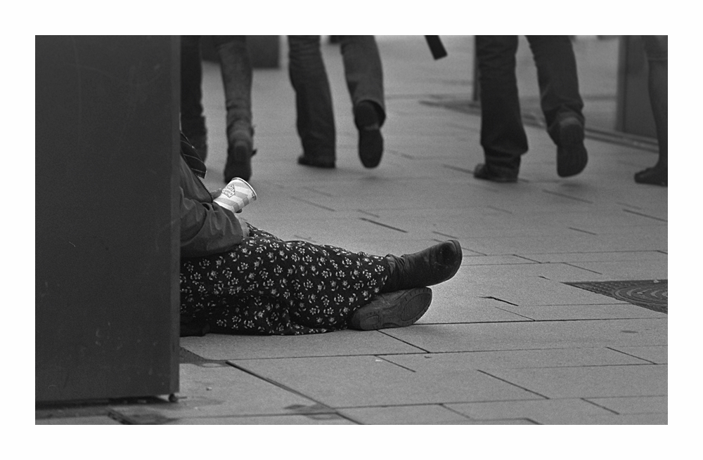 Nikon F100, Nikkor 200/4 AiS, Ilford Delta 400