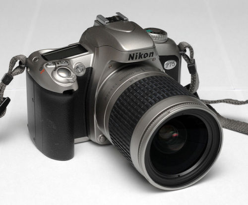 Nikon F75.jpg