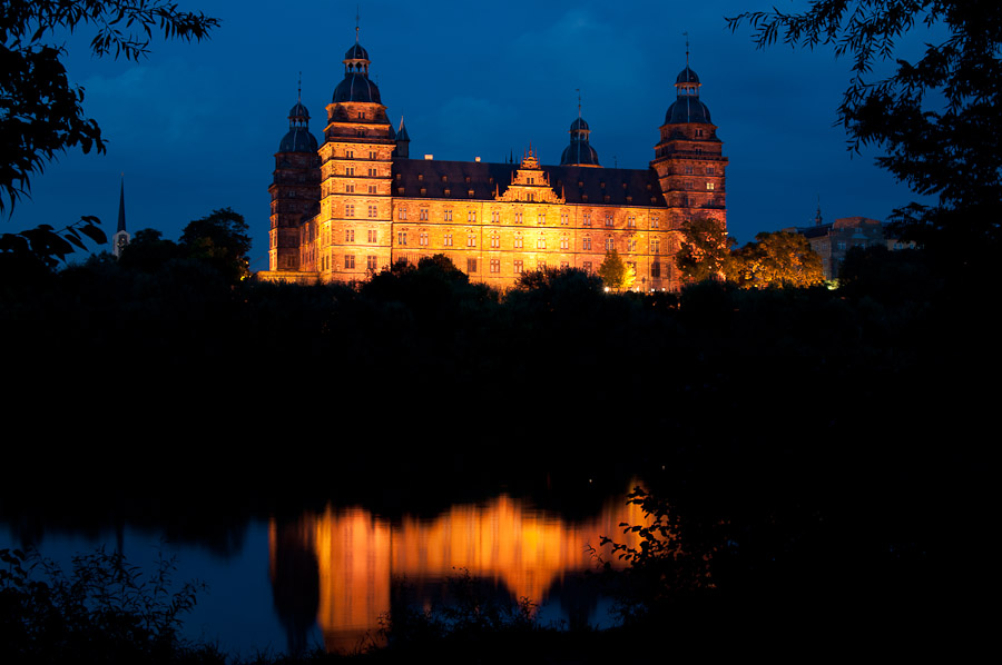 Nikon forum Schloss