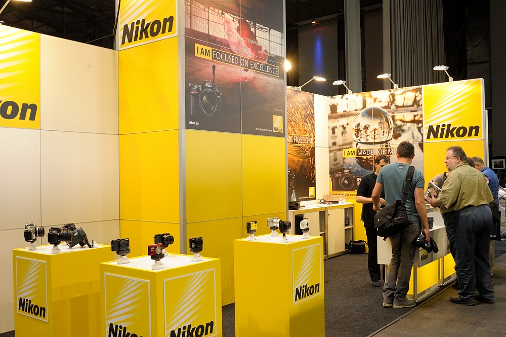 nikon