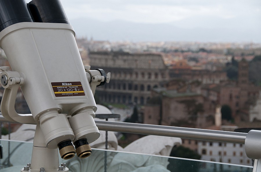 nikon