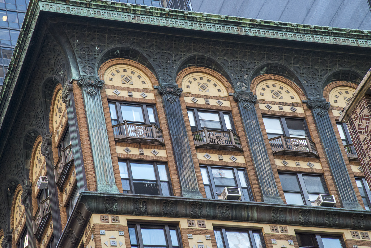 NYC alte Fassade.jpg