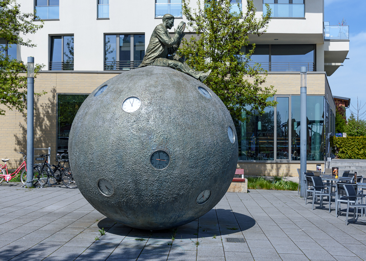 OF2_55980.jpg