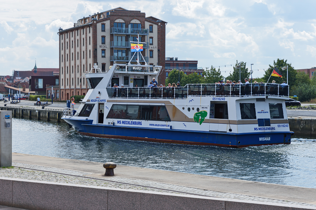 OF2_57630.jpg