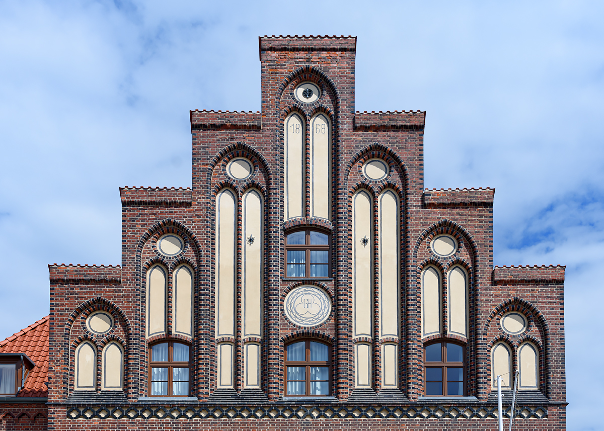 OF2_57640.jpg