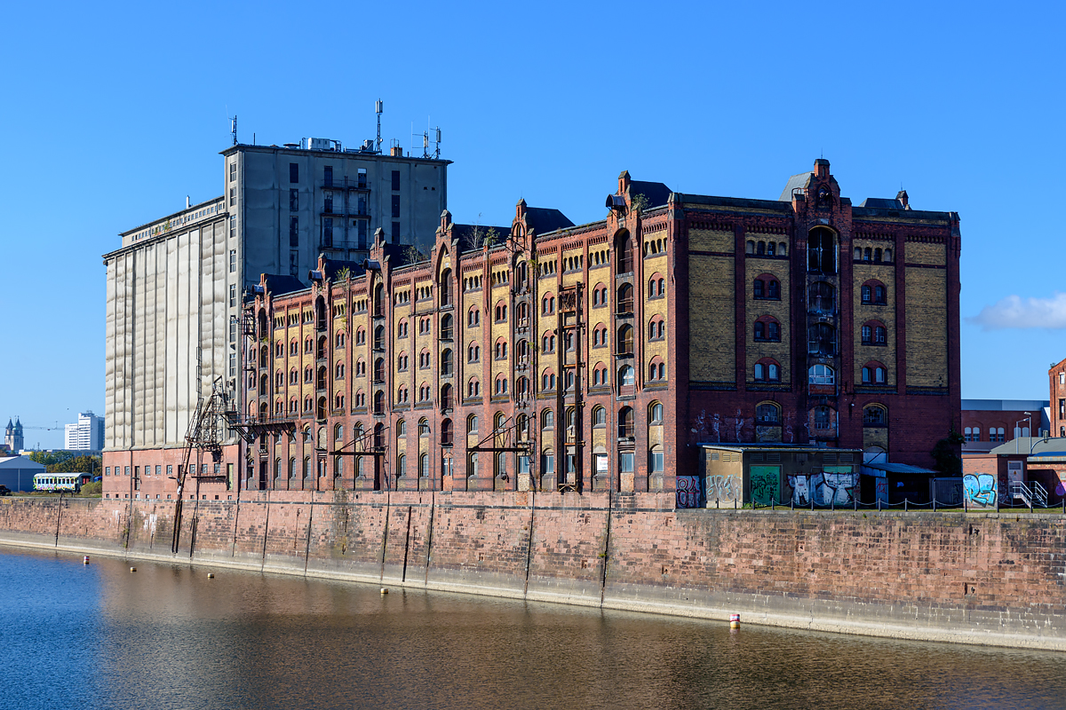 OF2_59740.jpg