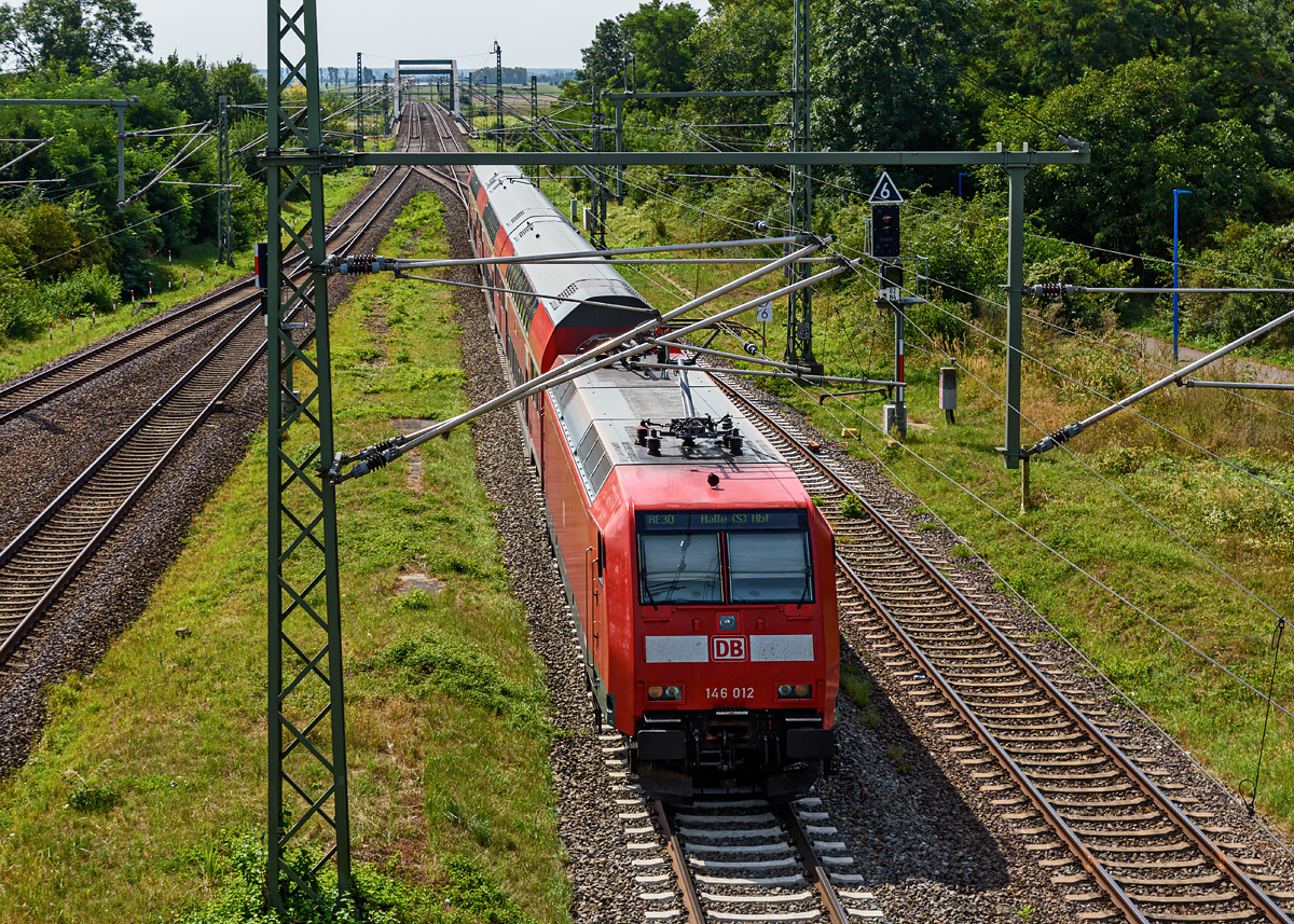 OF2_69790.jpg