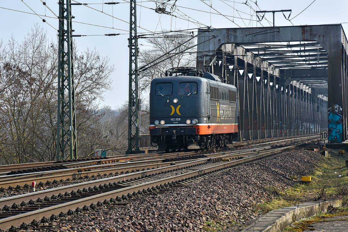 OF2_72946.jpg