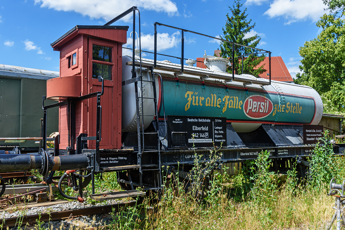 OF2_74544.jpg
