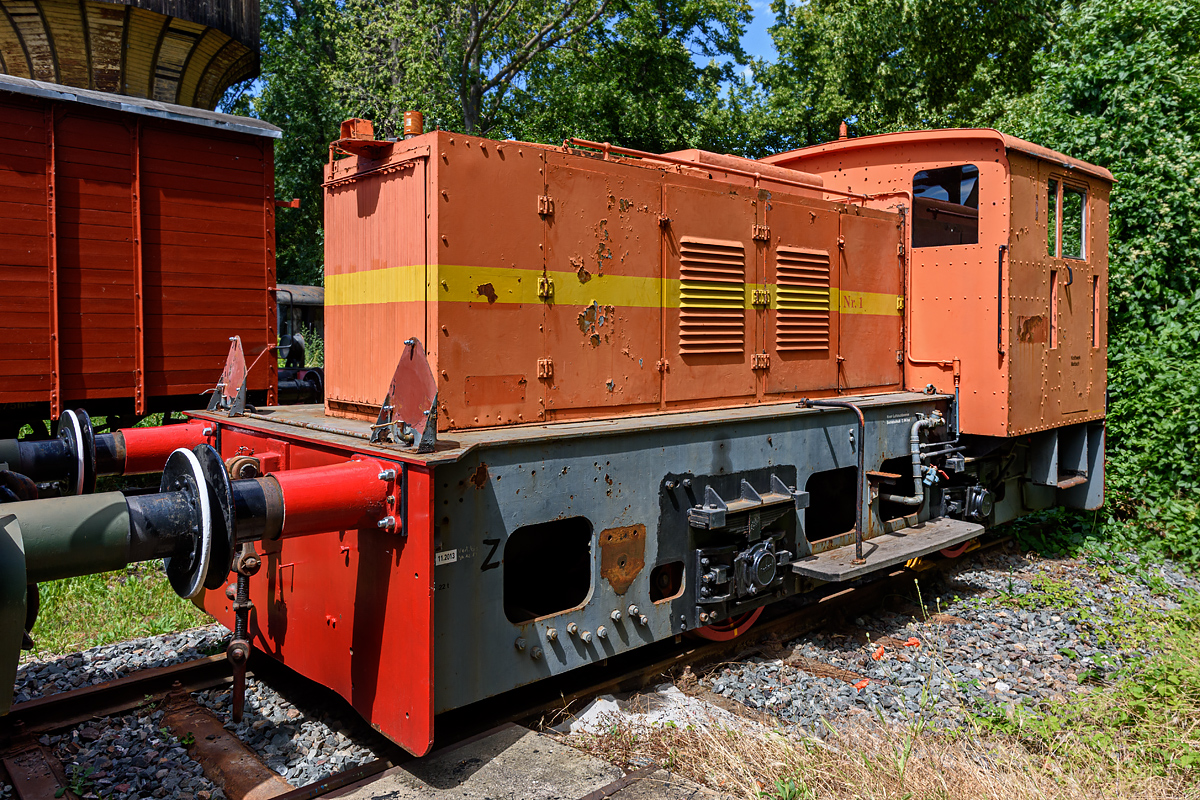 OF2_74570.jpg