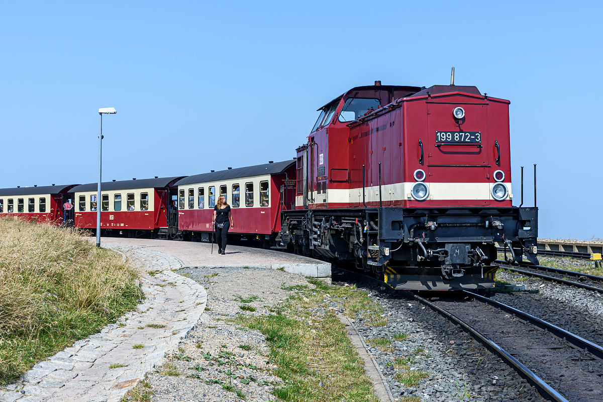 OF2_74980.jpg