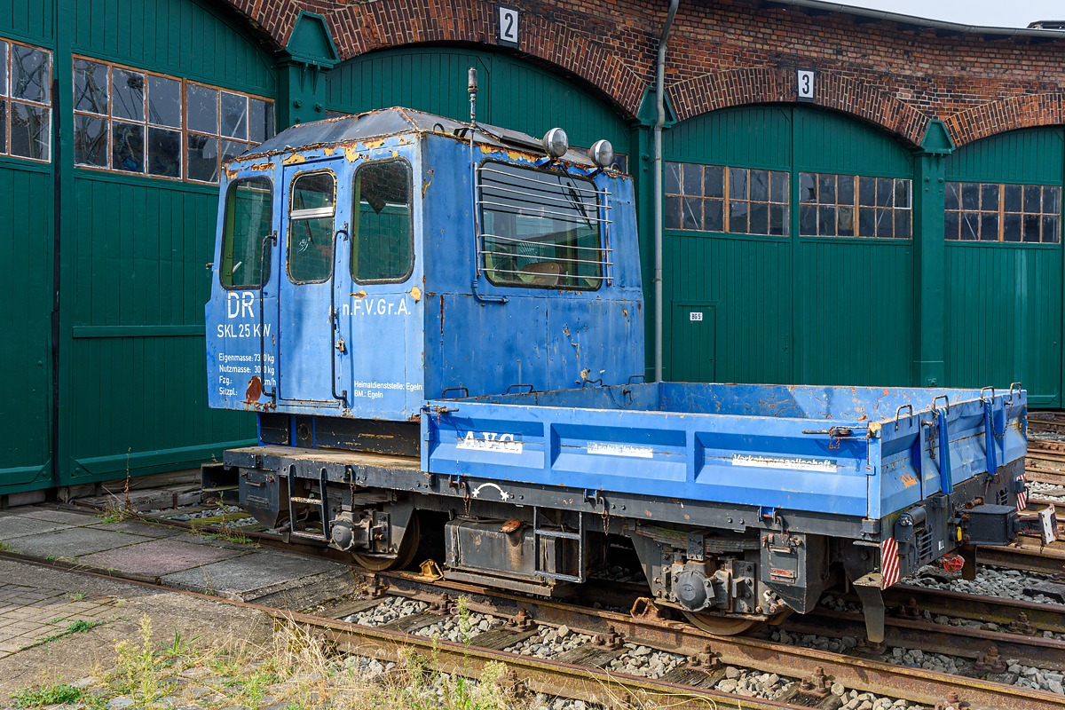 OF2_75411.jpg