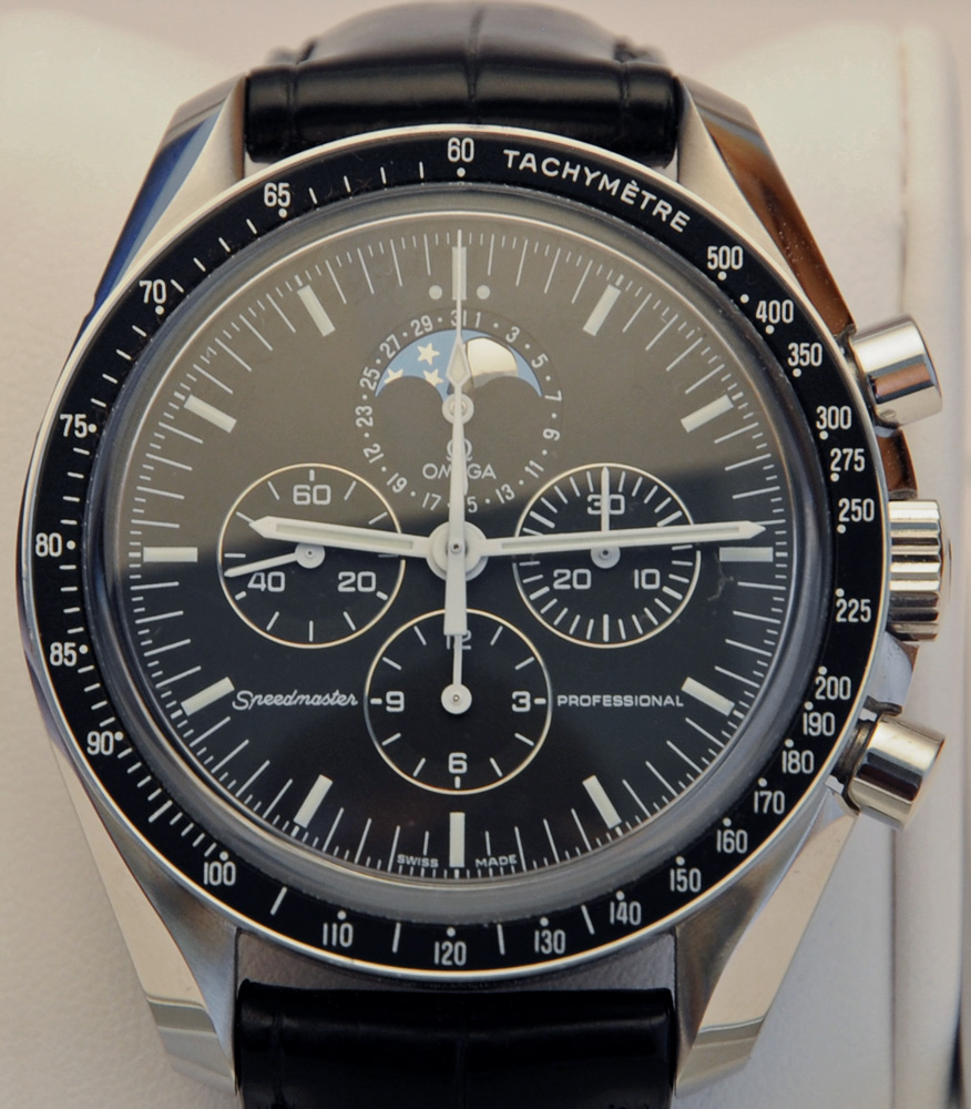 Omega Speedmaster Front web