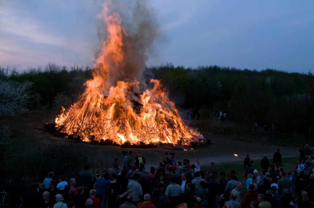 Osterfeuer2009 0143