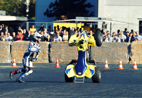 Outdoor Action Intermot