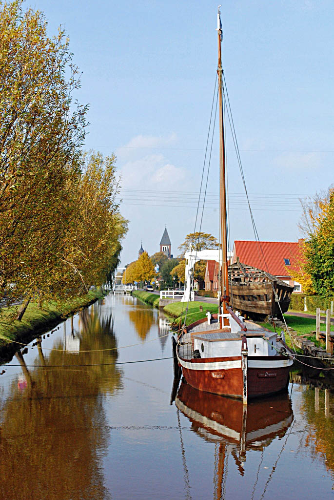 Papenburg, Kanal (D40X, 35mm) DSC 1559 kl