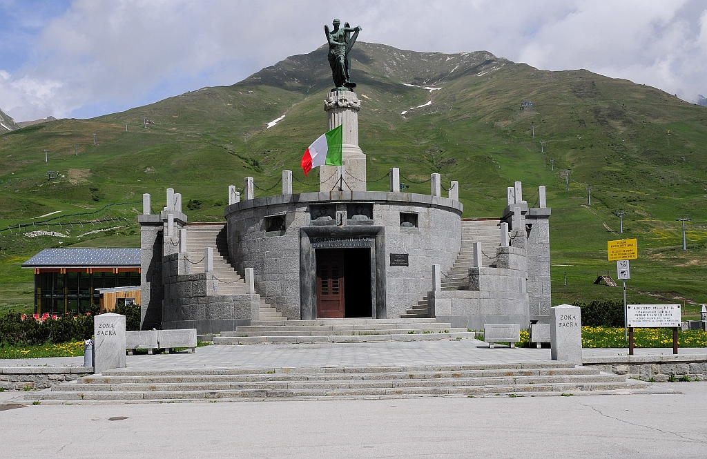Passo Tonale.jpg