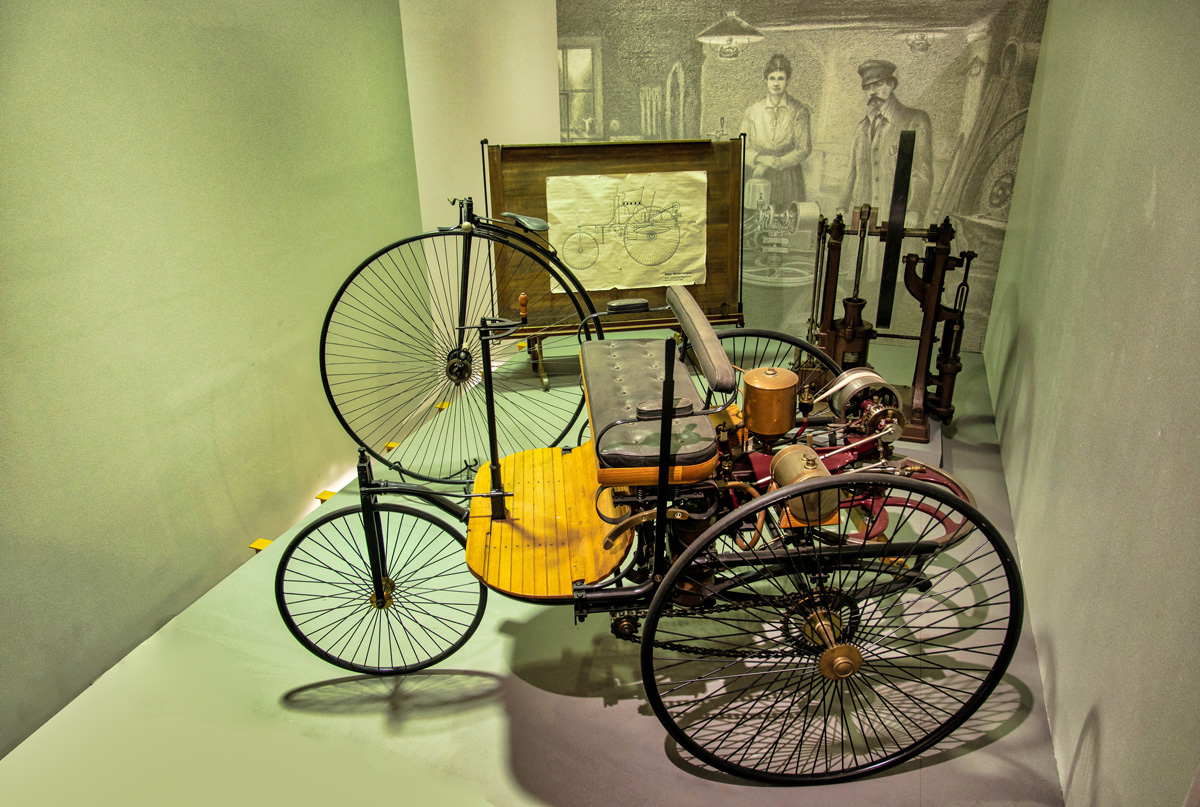 patentmotorwagen.jpg