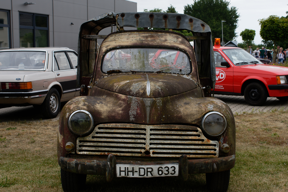 Peugeot 203 F.jpg