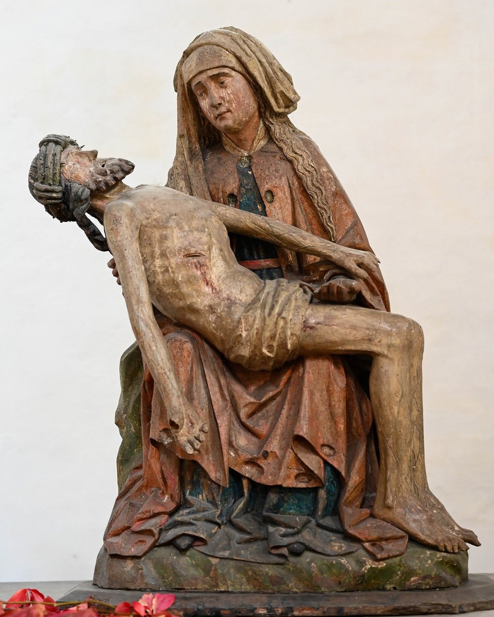 Pieta Neuwerkkirche Goslar.jpg