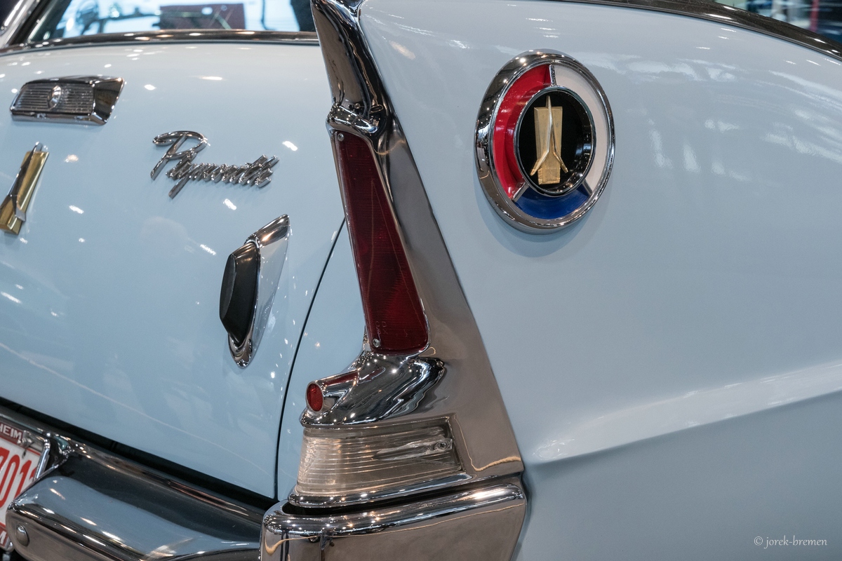 Plymouth Fury Sport Suburban (1960)