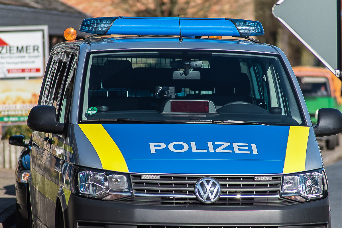 Polizei (1 von 1).jpg