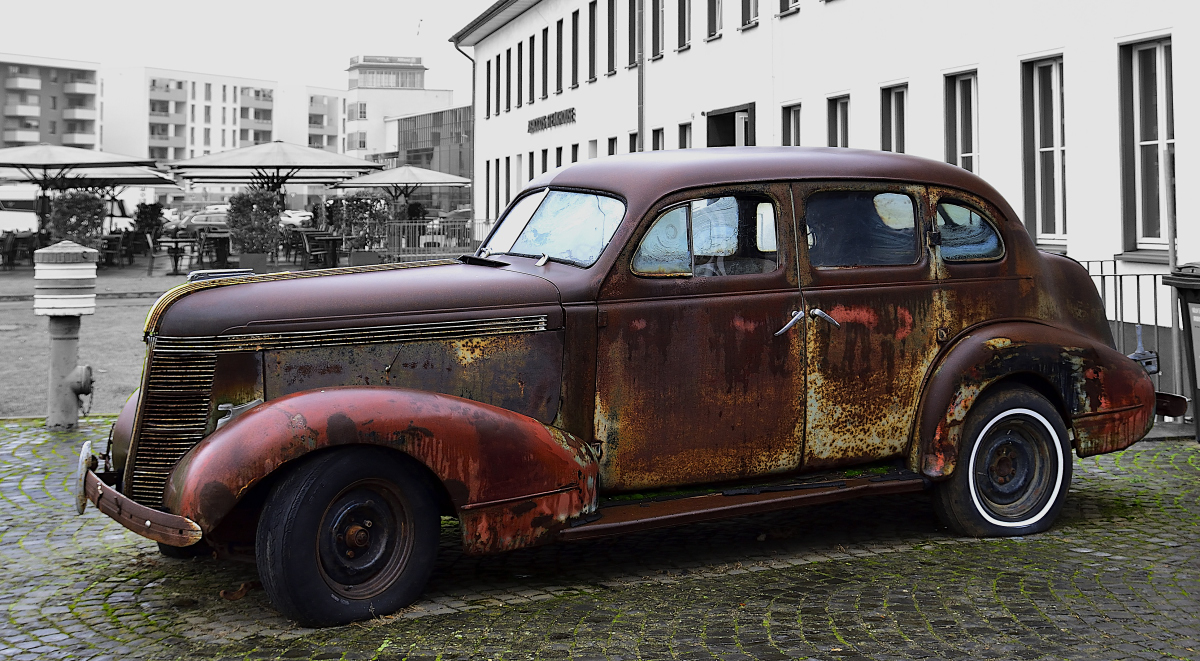 Pontiac 6 Sedan (1937) Wrack