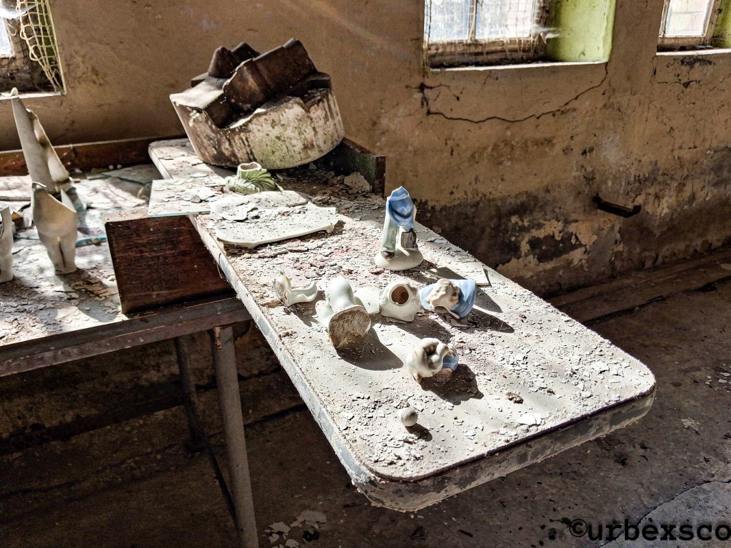 Porzellanfabrik-Handy-web.jpg