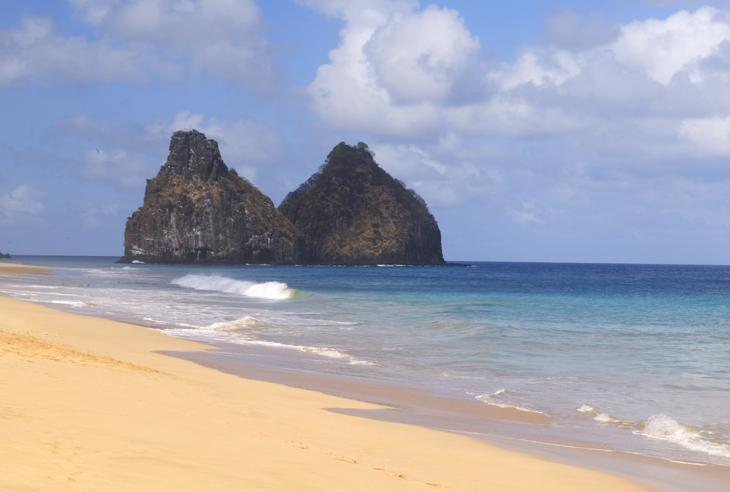 Praia do Bode mit den 2 Brüdern