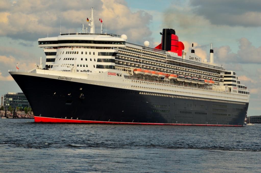 Queen Mary 2 in voller Pracht