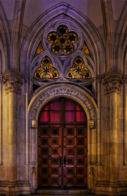 Rathaus Portal - eng beschnitten