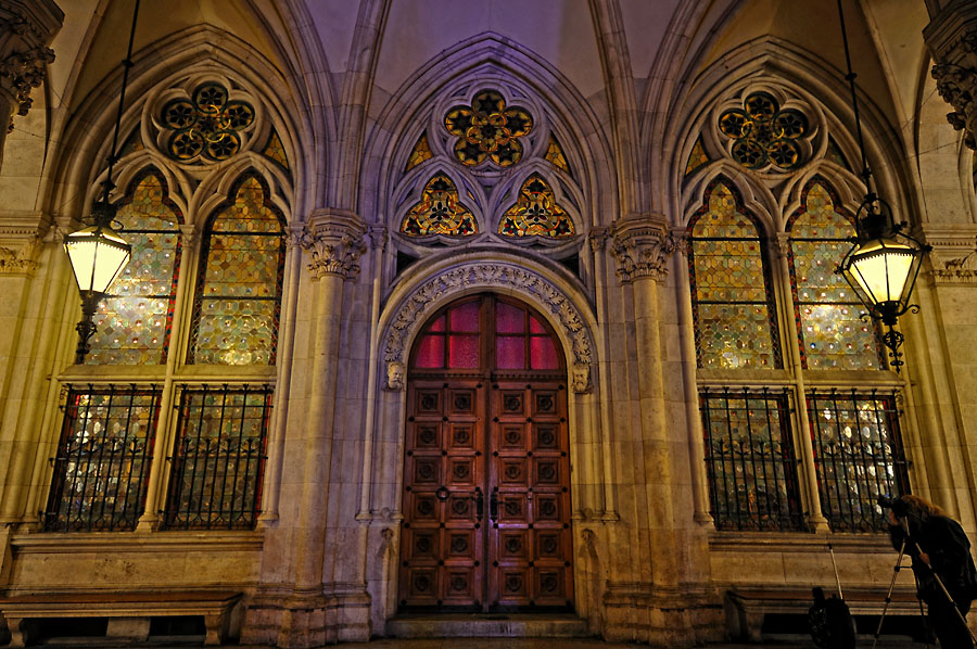 Rathaus Portal - ganz unentzerrt