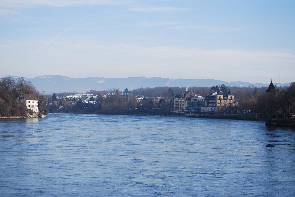 Rheinabwärts