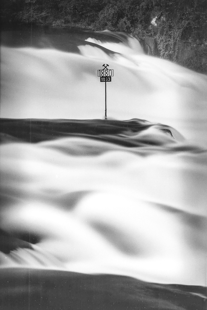 Rheinfall Hochwassermarke 0001