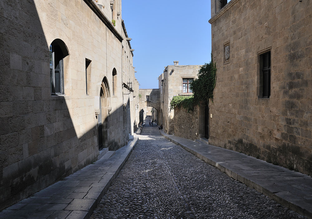 Rhodos - Ritterstrasse 2, vorher/nachher, hier nachher